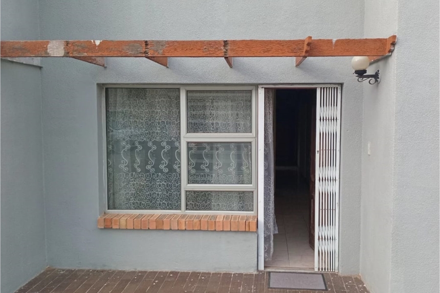 3 Bedroom Property for Sale in Kwamagxaki Eastern Cape